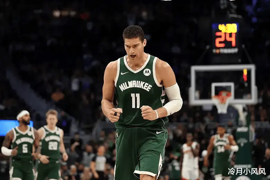 Clippers News: Trung tâm vô địch tham gia, Batum gia hạn hợp đồng của mình và ở lại với đội, Người m