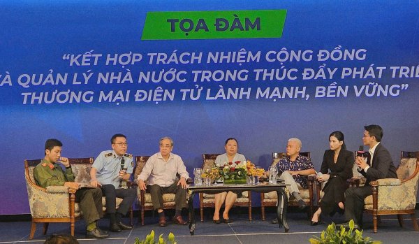 Nửa triệu tài khoản cửa hàng t